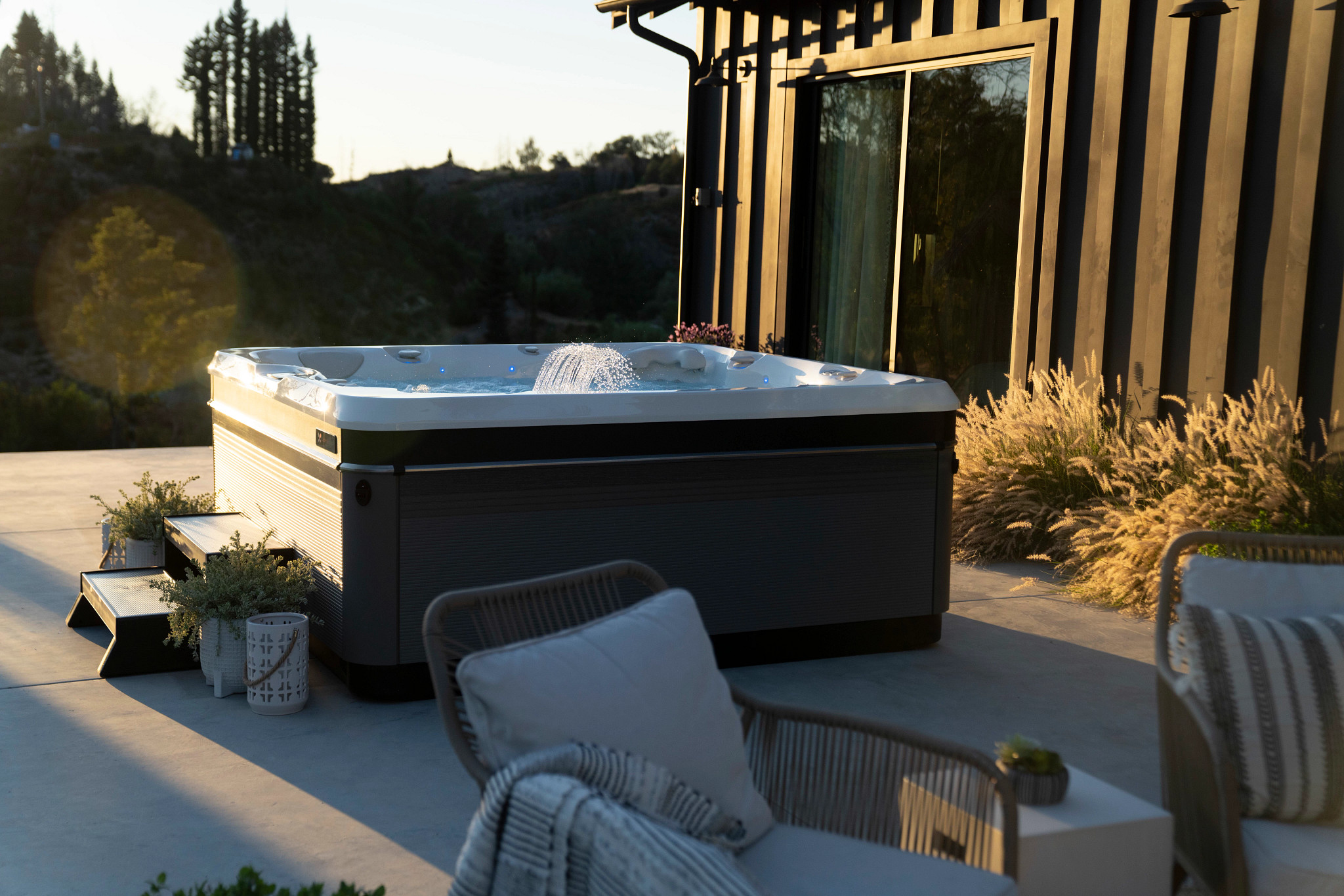 Noutati jacuzzi design by BMW Group DesignworksUSA